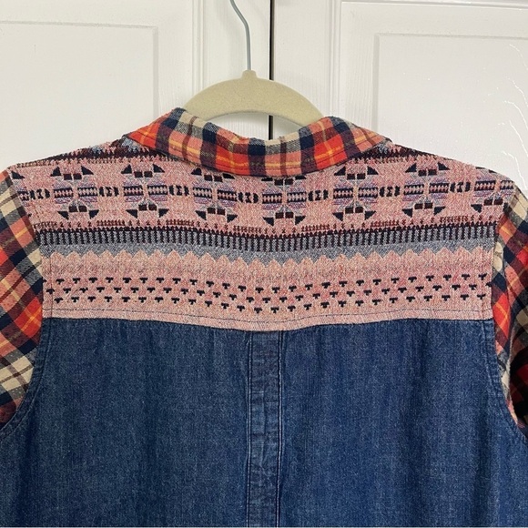 Women’s Miss Me Flannel Plaid and Jean Aztec Print Shirt Size S - Picture 5 of 8